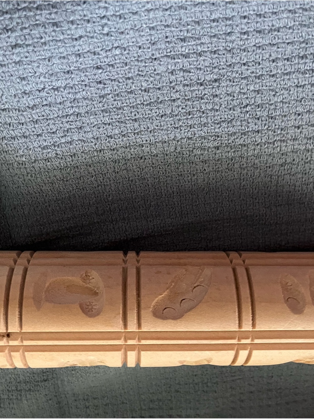 Wooden Embossed Rolling Pin for Cookie Patterns - Natural - Picture 9 of 12